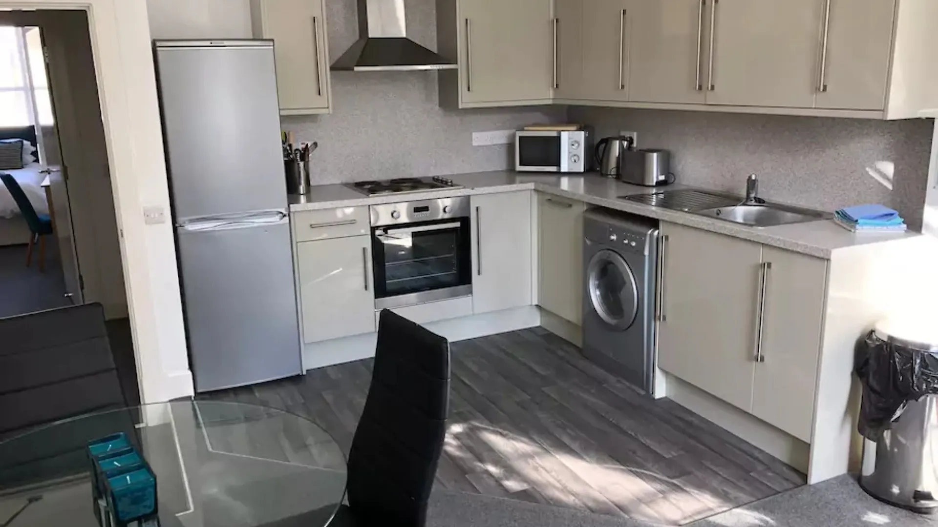 Central 3 Bedroom Flat Edinburg Storbritannien